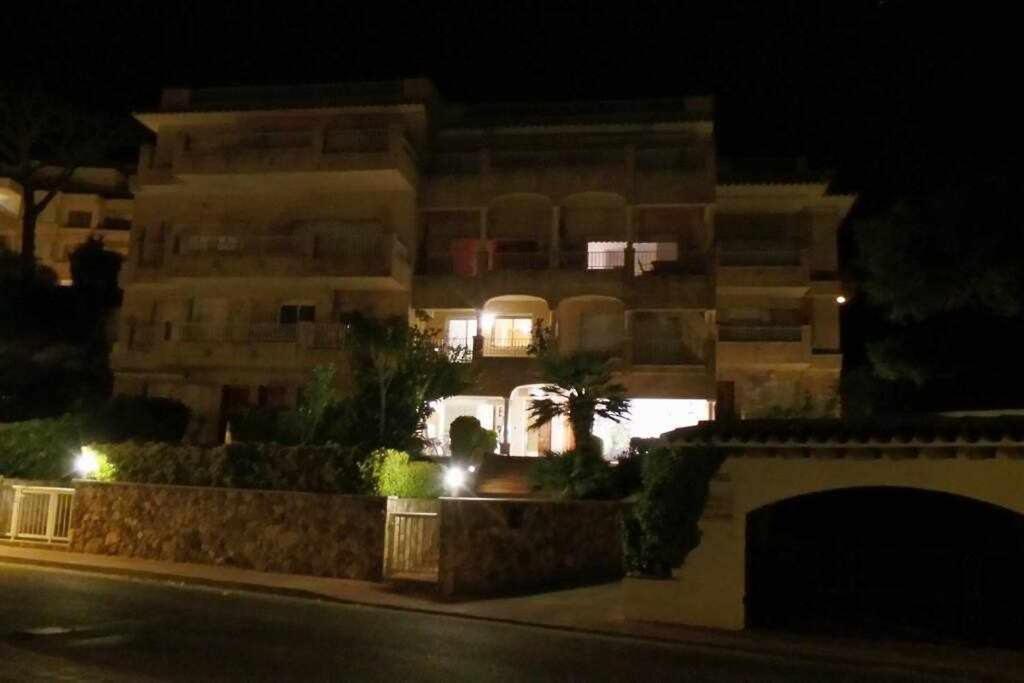Costa Brava Sagaro Frontbeach Cala Acces Sant Feliu de Guíxols Esterno foto