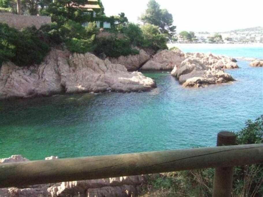 Costa Brava Sagaro Frontbeach Cala Acces Sant Feliu de Guíxols Esterno foto