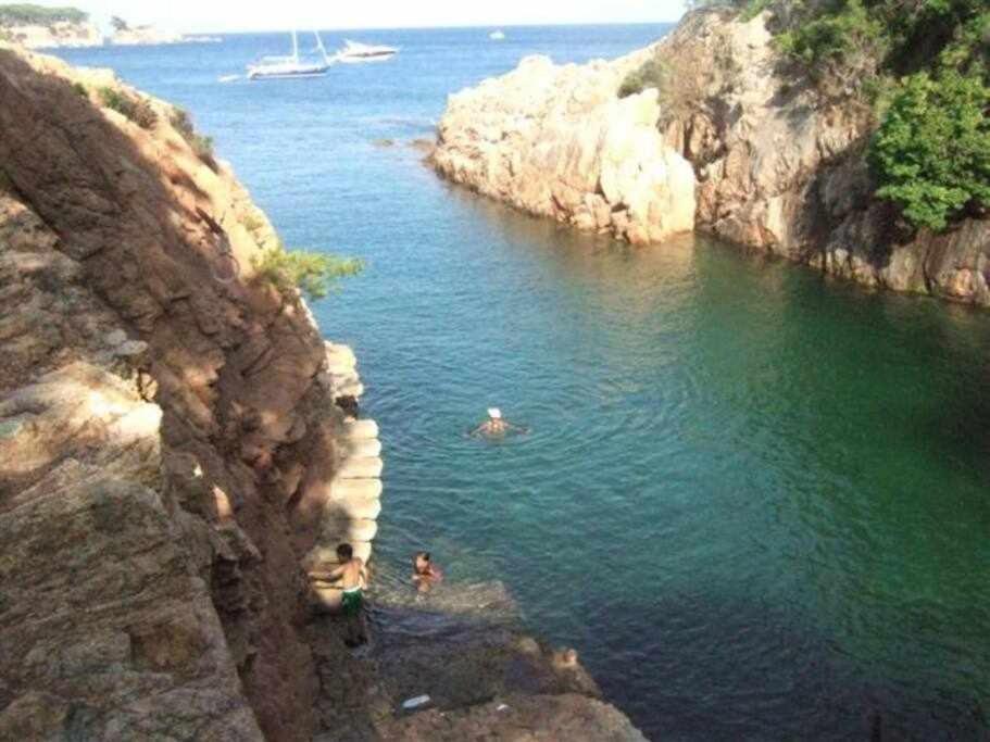 Costa Brava Sagaro Frontbeach Cala Acces Sant Feliu de Guíxols Esterno foto